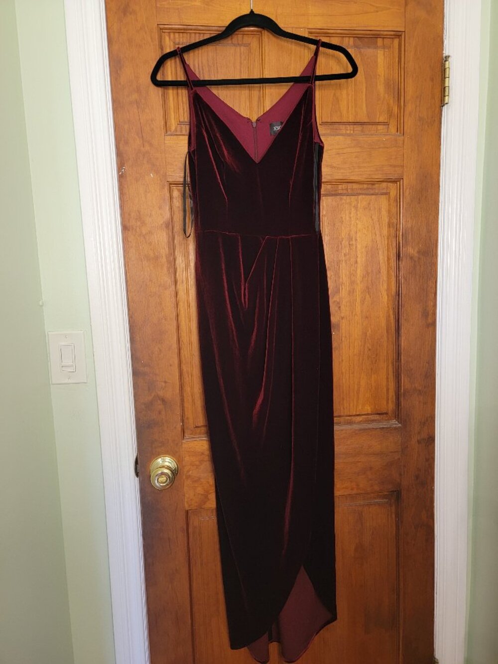 Xscape Velvet V-Neck Tulip-Hem Dress